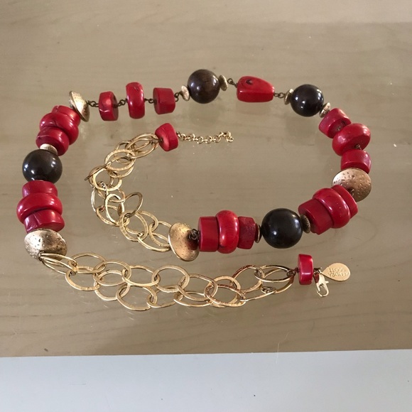 Kendra Scott Jewelry - Kendra Scott necklace Retired ?